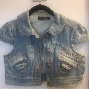 Cute crop denim
